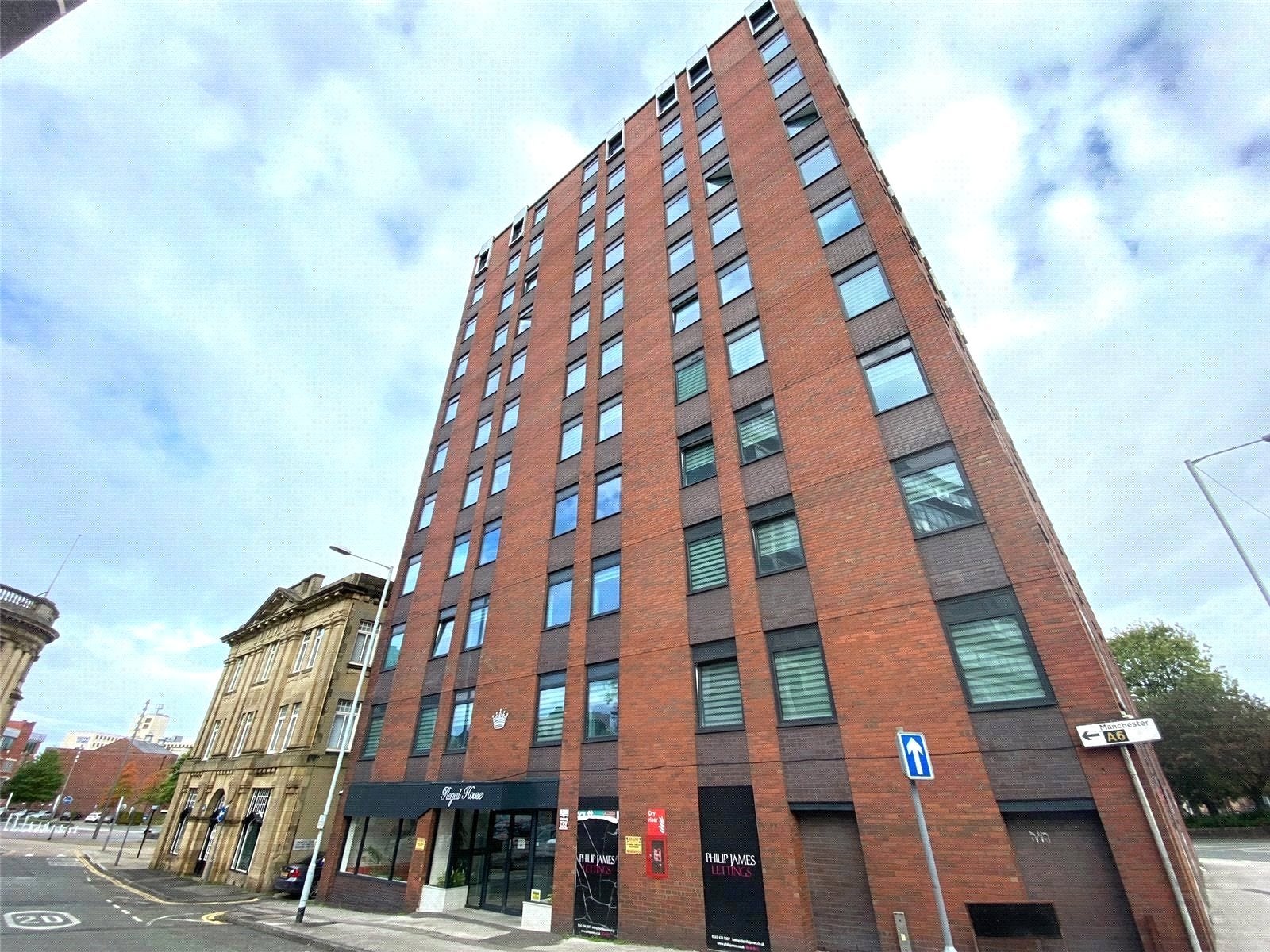 Flat Duke Street in Stockport