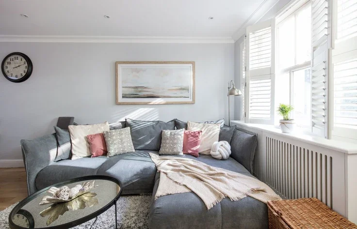 House Eastbourne Mews in City of Westminster