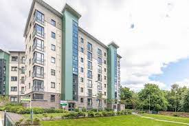 Flat Lochend Park View in City of Edinburgh