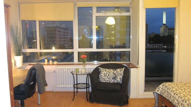 Room Lupus Street in City of Westminster