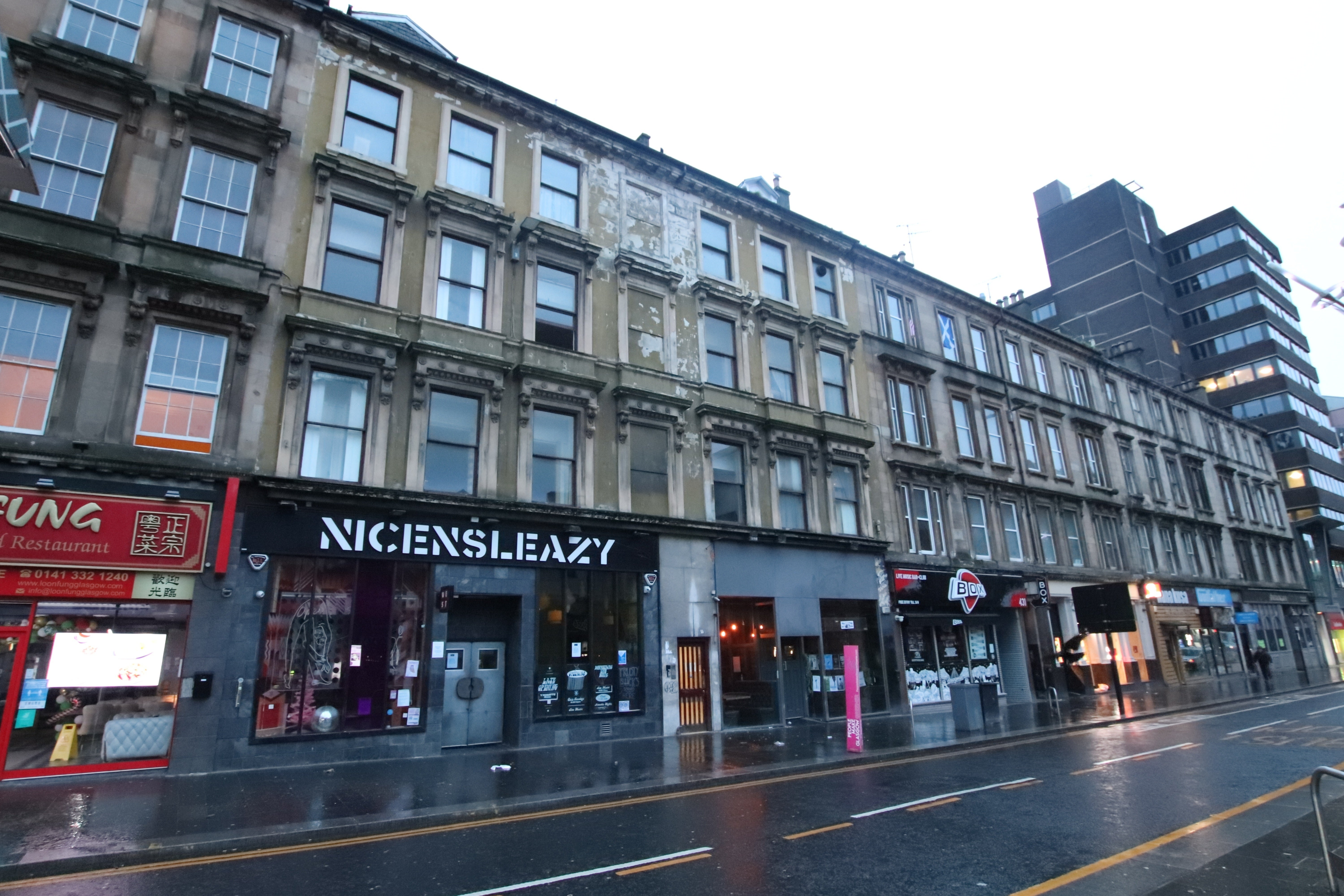 Flat Sauchiehall Street in Glasgow