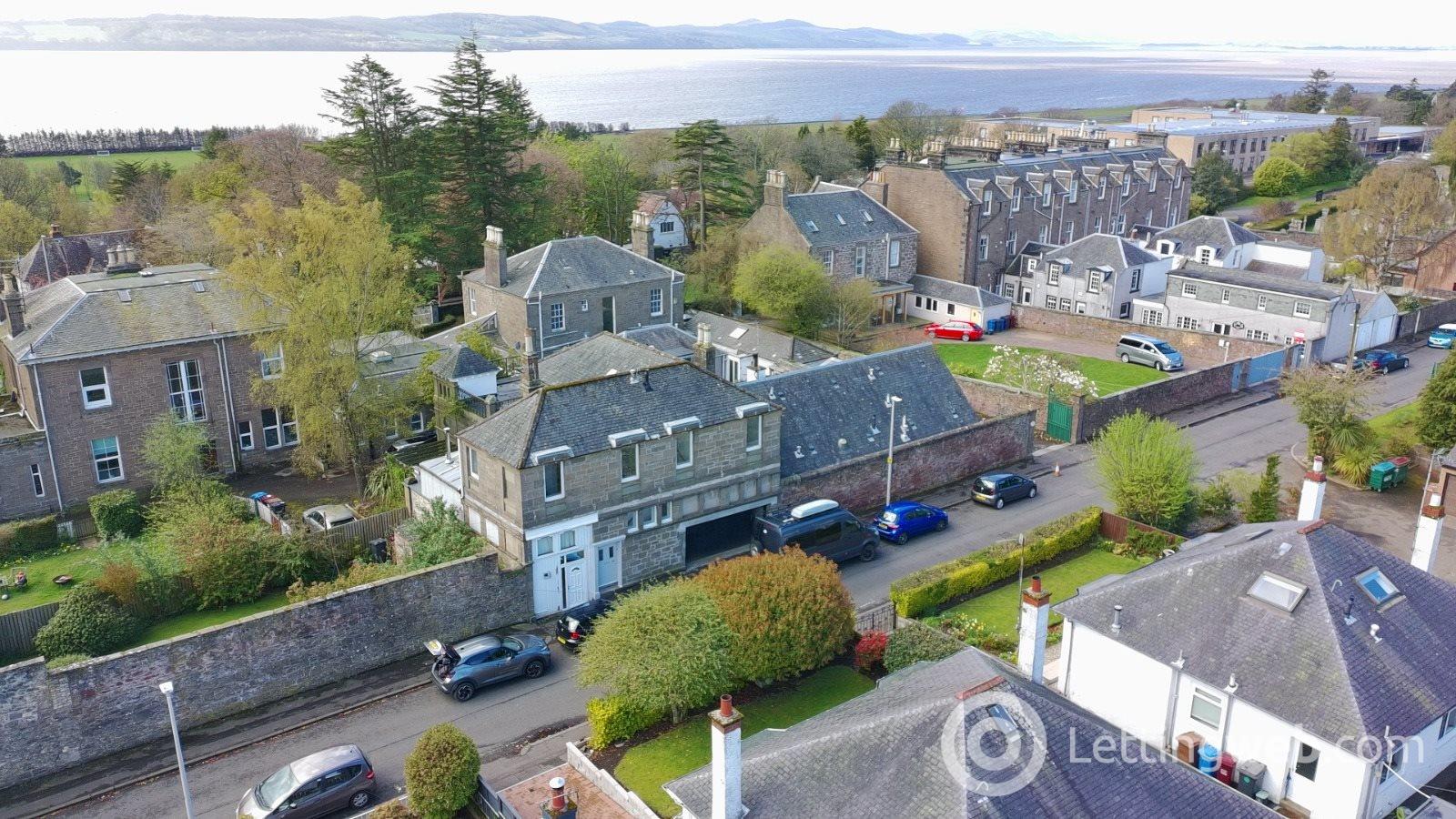 Flat Shaftesbury Road in Dundee