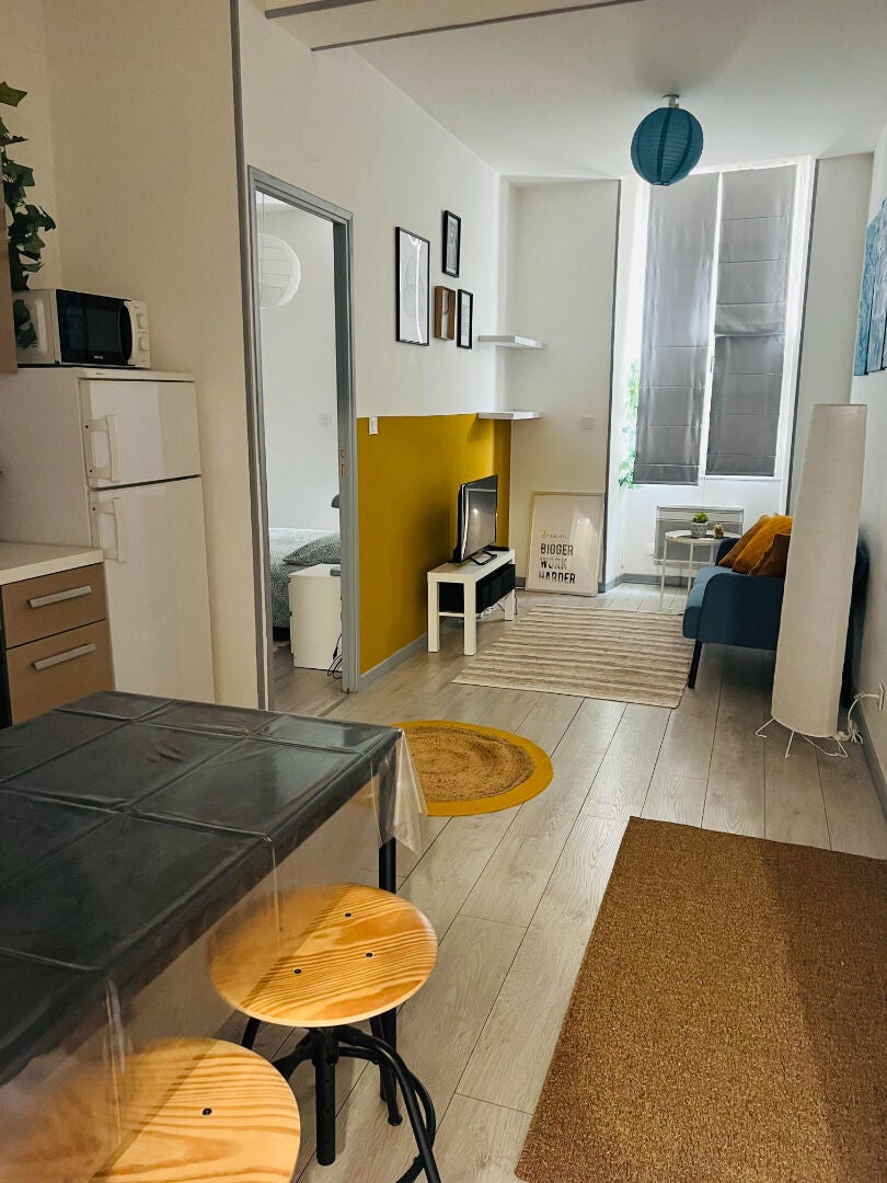 Flat Rue Contrescarpe in Bordeaux
