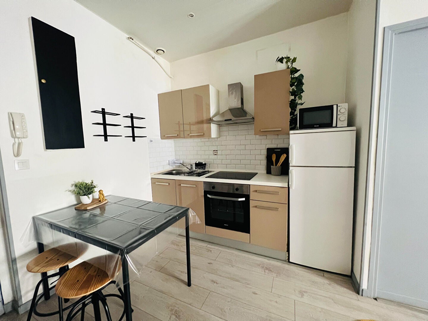 Flat Rue Contrescarpe in Bordeaux