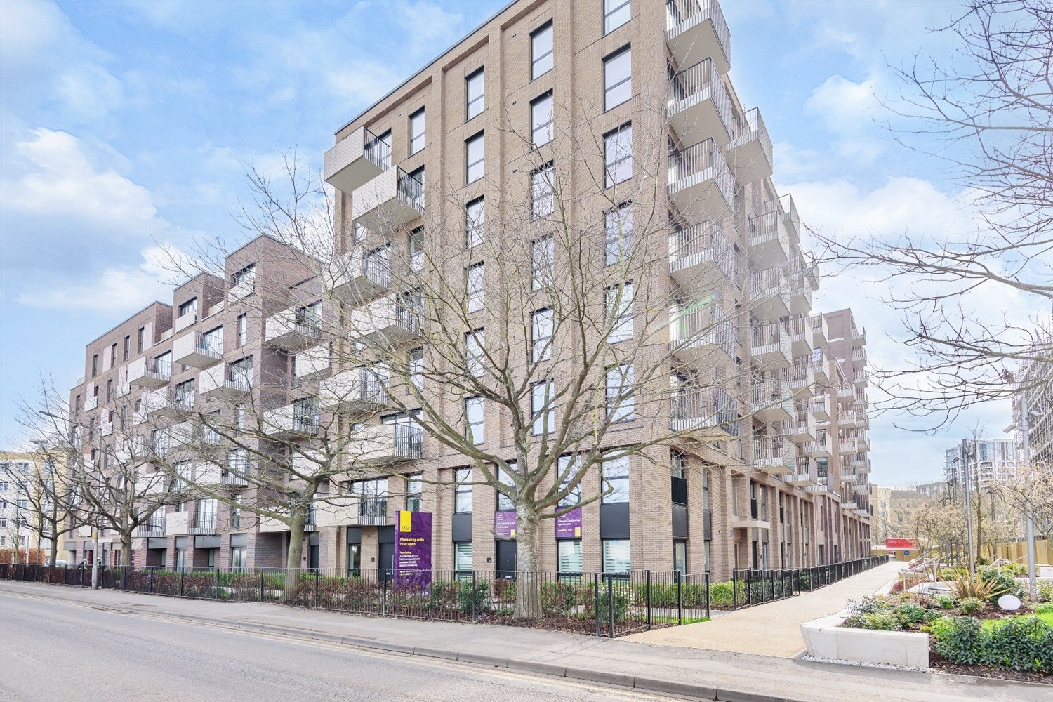 Flat Carraway Street in Reading
