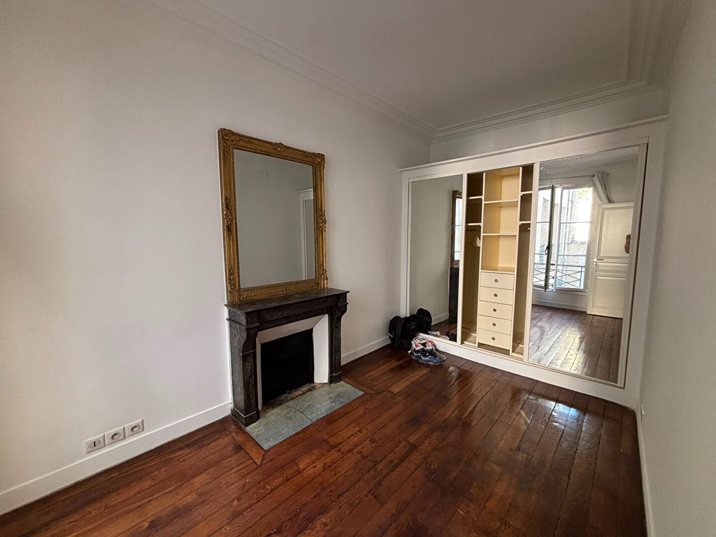 Appartement Rue des Saints-Pères à Paris