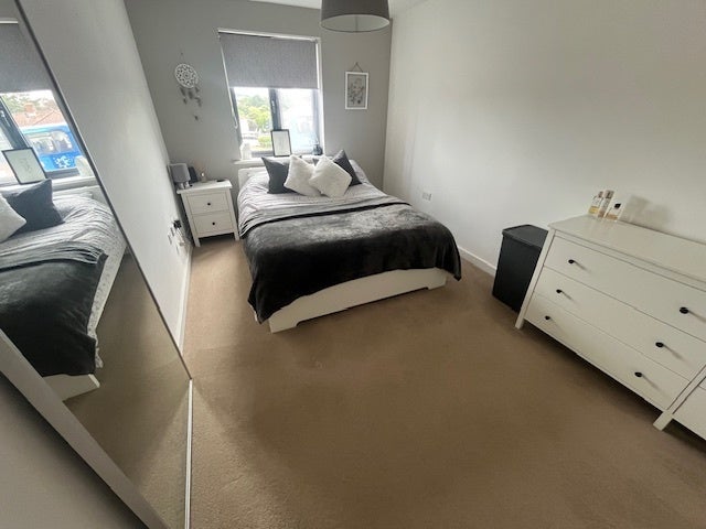 Flat Mercator Close in Southampton