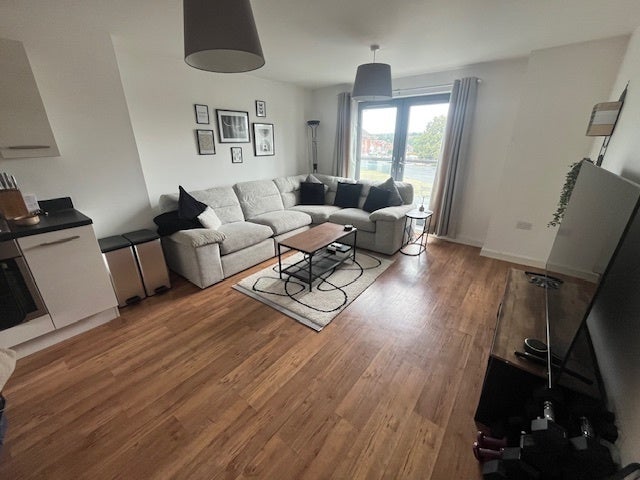 Flat Mercator Close in Southampton