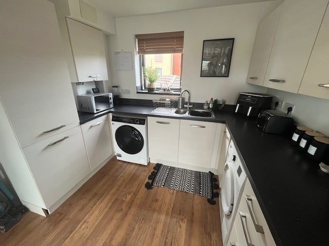 Flat Mercator Close in Southampton