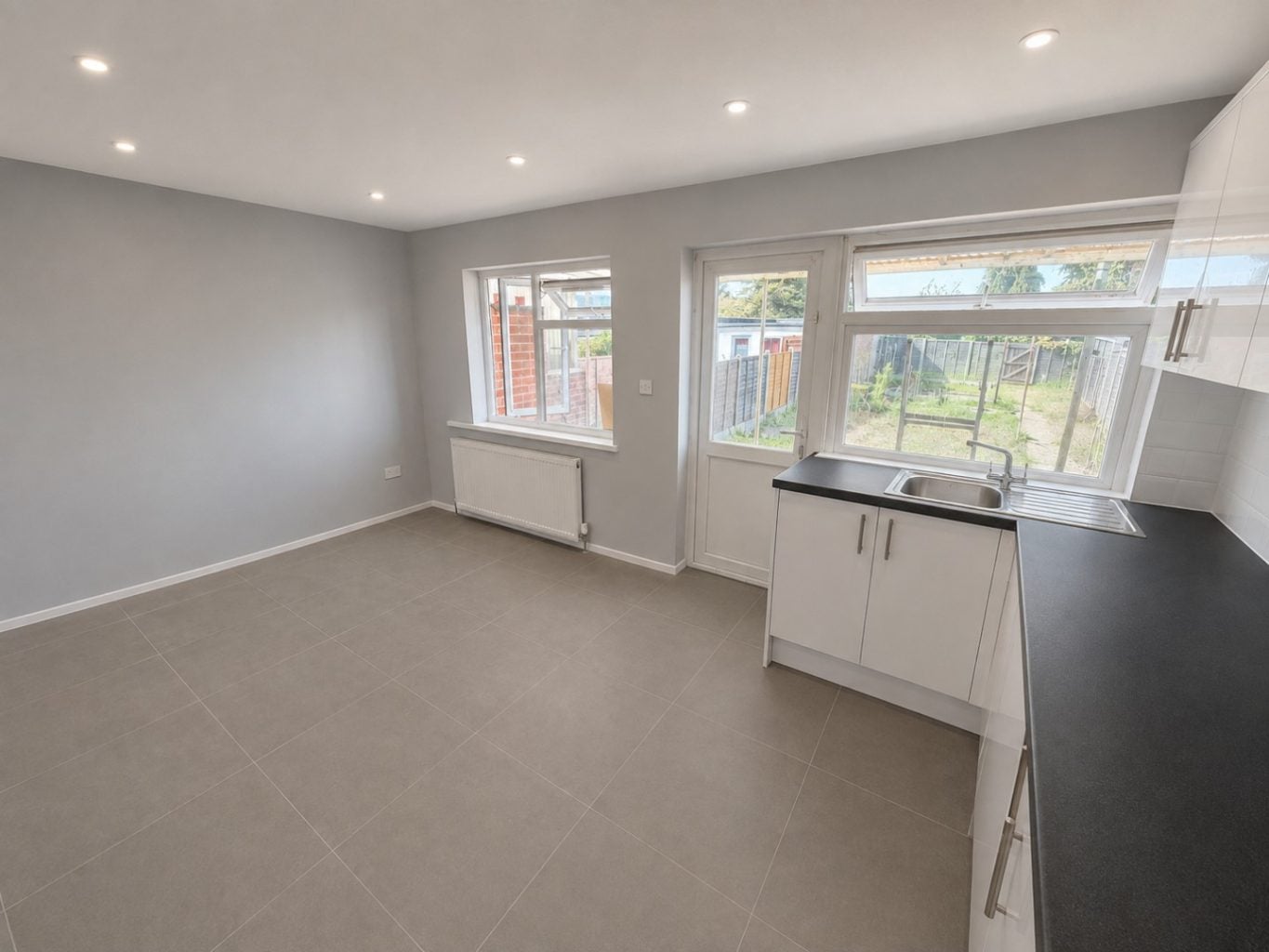 House Southfield Road in Waltham Cross