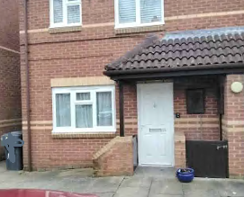 Flat Rowan Close in Bromsgrove