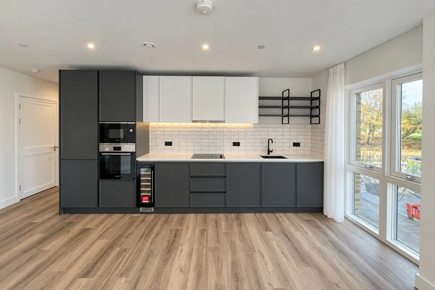 Flat Townsend Road in Greater London