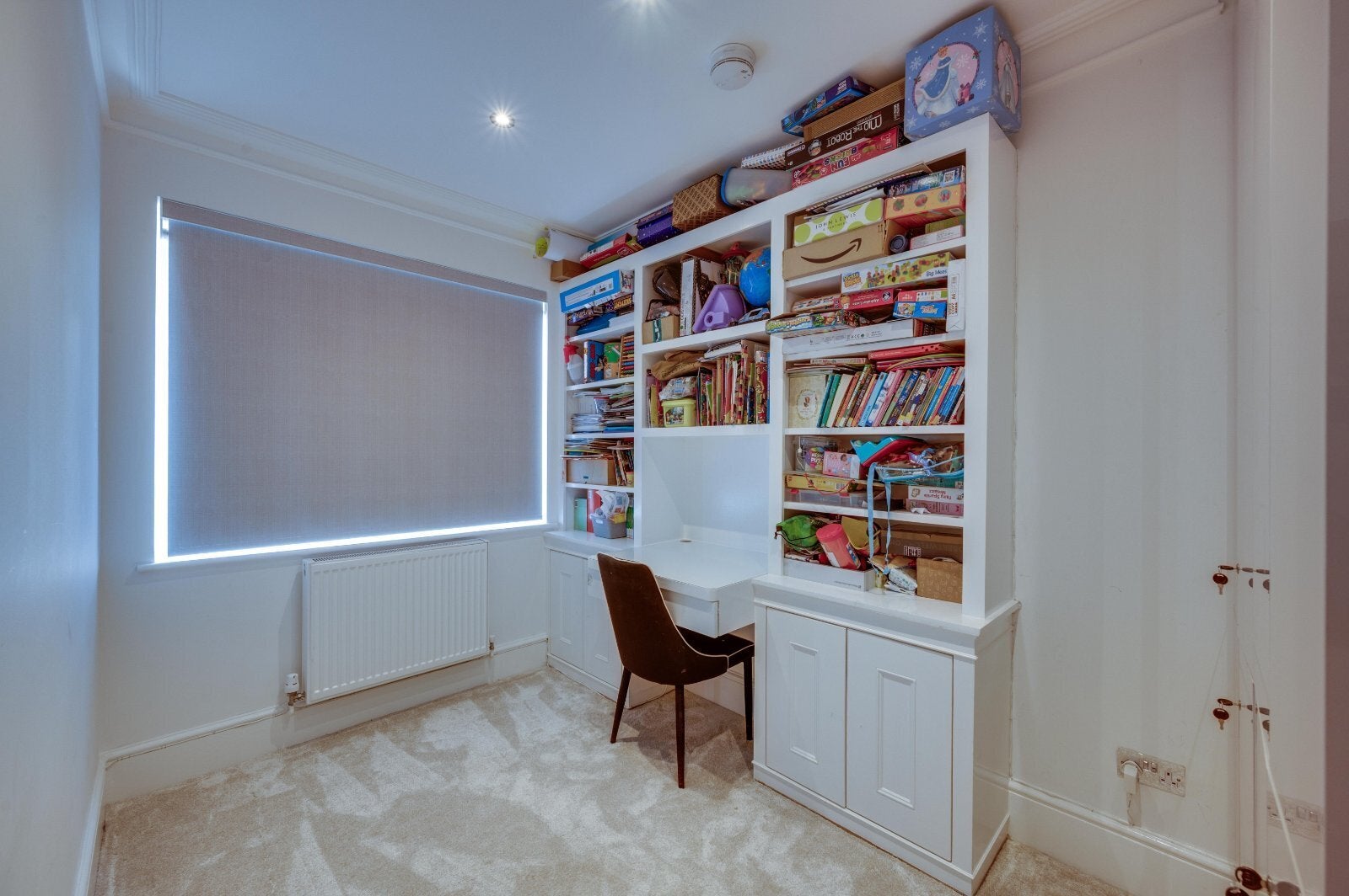 House The Vale in Greater London