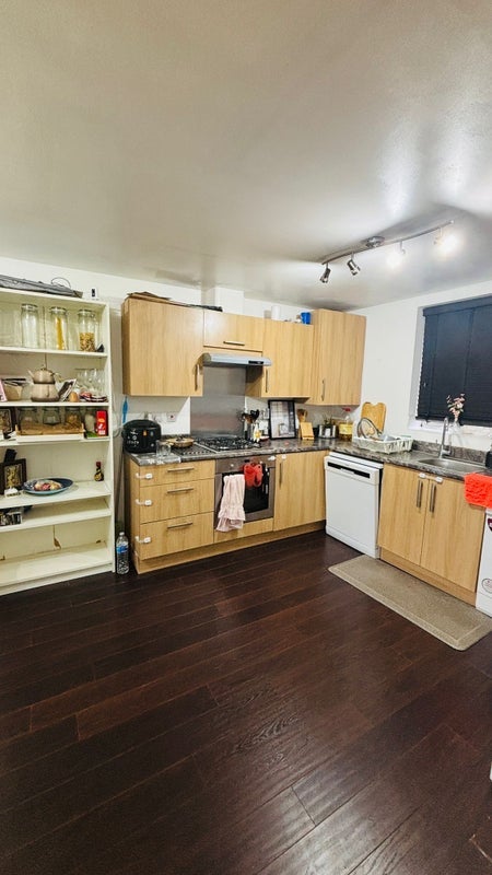 Room Churchfield Way in Sandwell