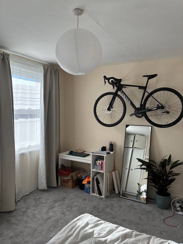 Room Marmont Road in Greater London
