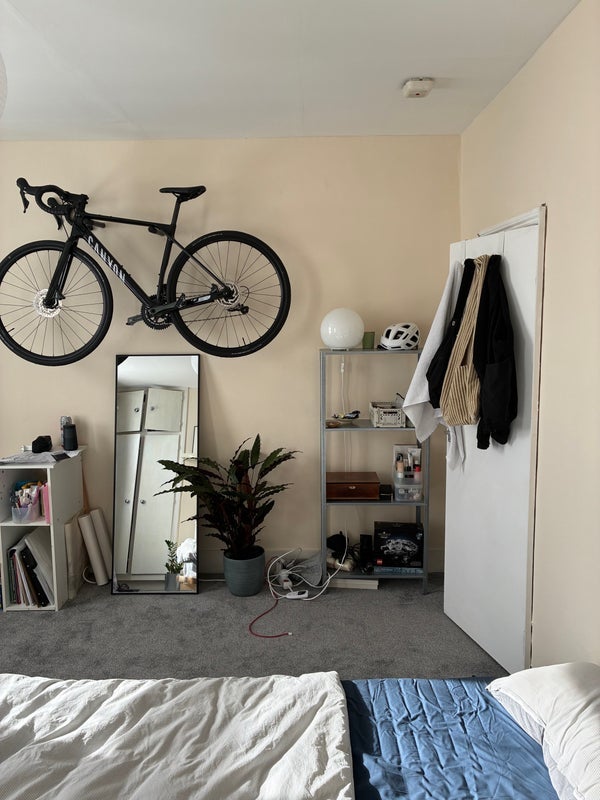 Room Marmont Road in Greater London