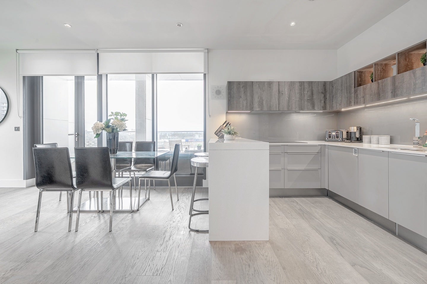 Flat Lockington Road in Greater London