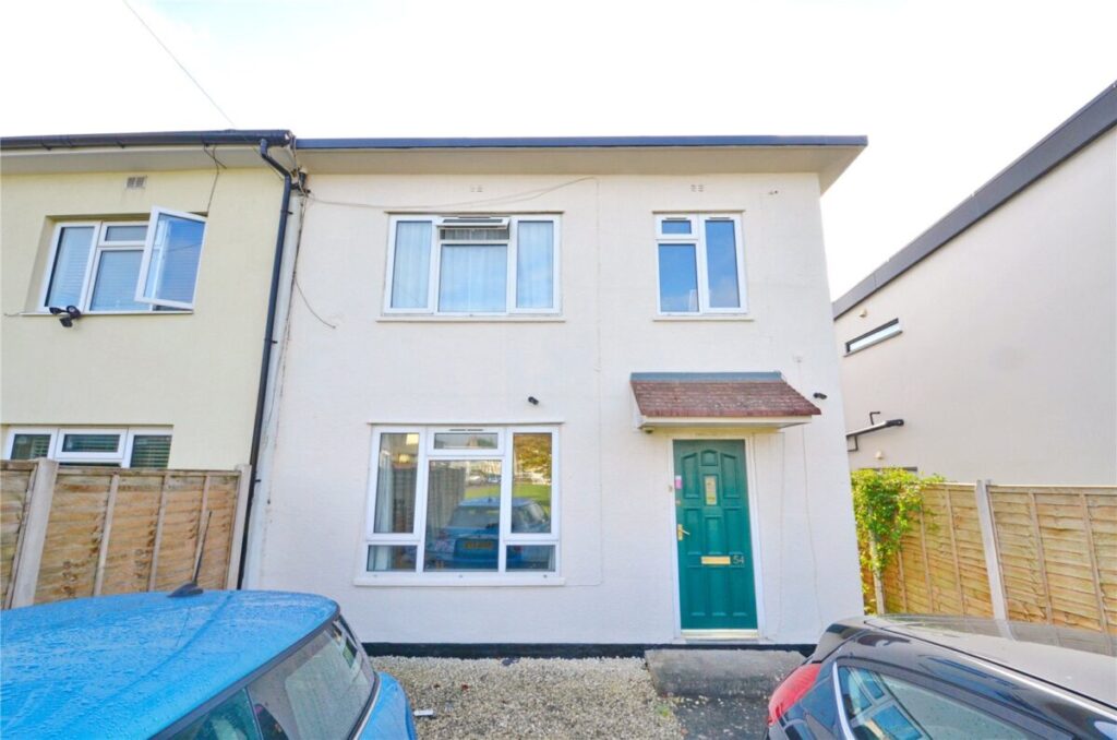 House Landseer Avenue in Bristol