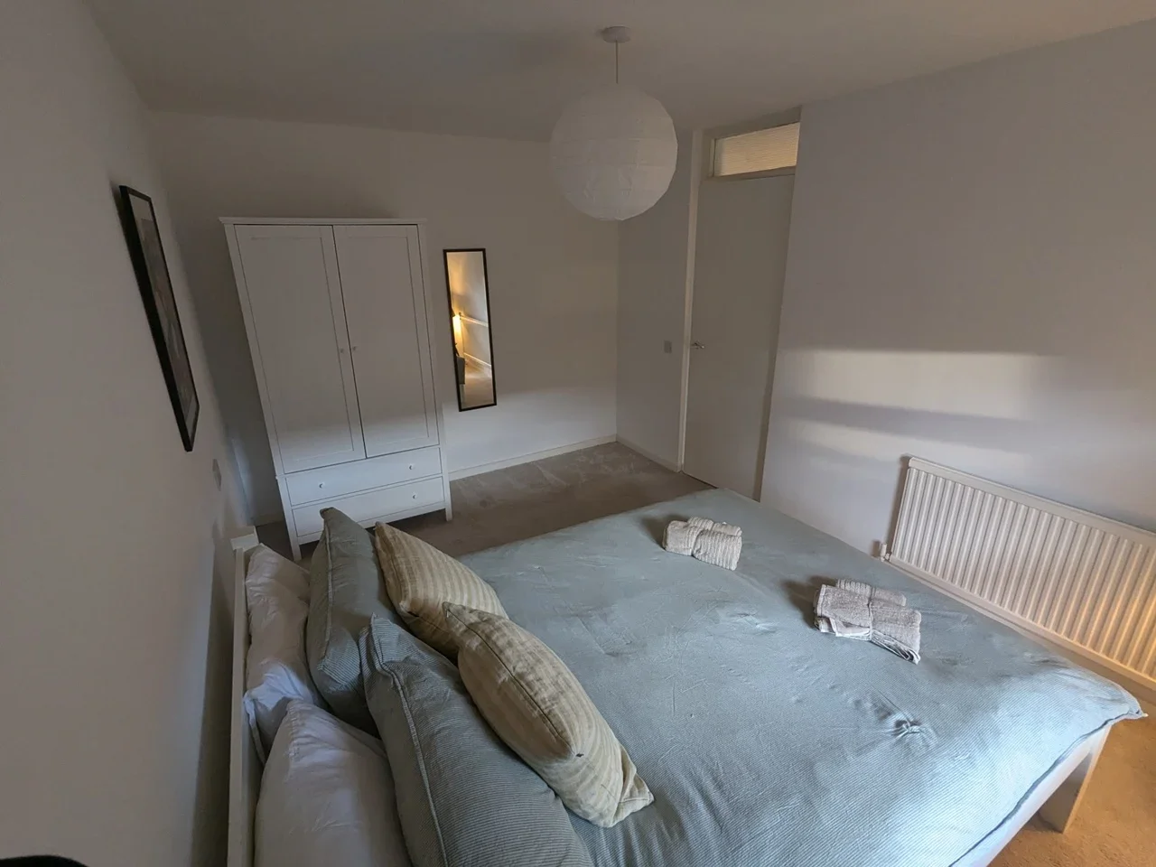 Flat Wivenhoe Close in Greater London