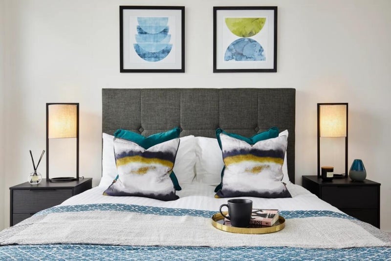 Room Radial Avenue in Greater London
