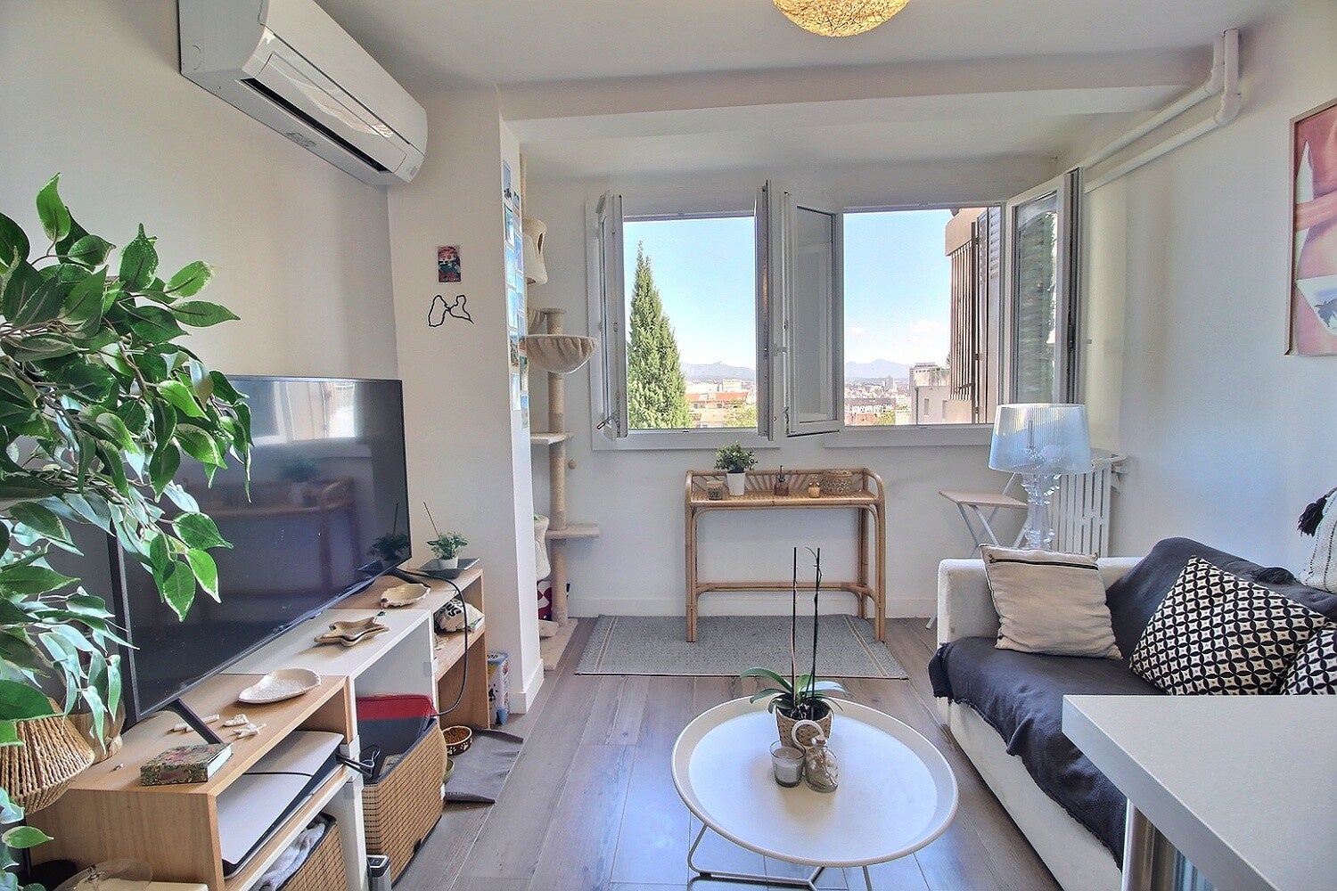 Flat Rue d'Israël in Marseille