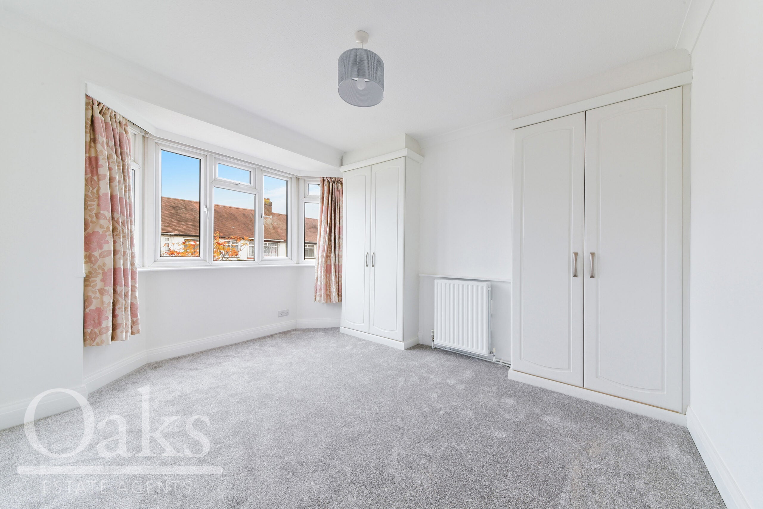 House Kynaston Crescent in Greater London