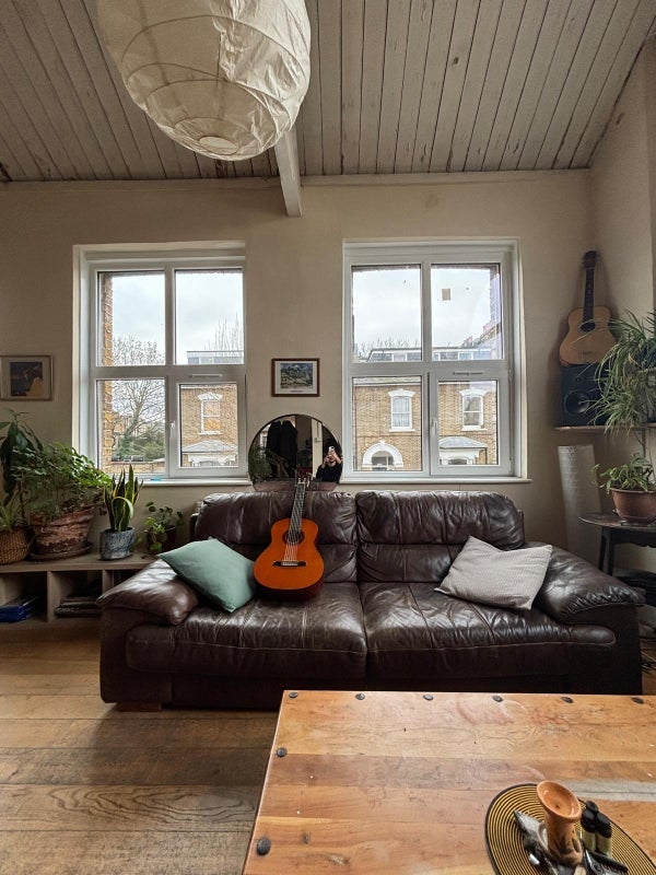 Room Clarence Road in Greater London