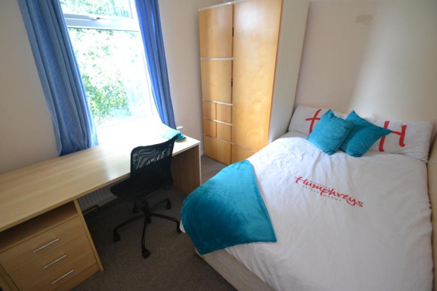 Room Lenton Boulevard in Nottingham