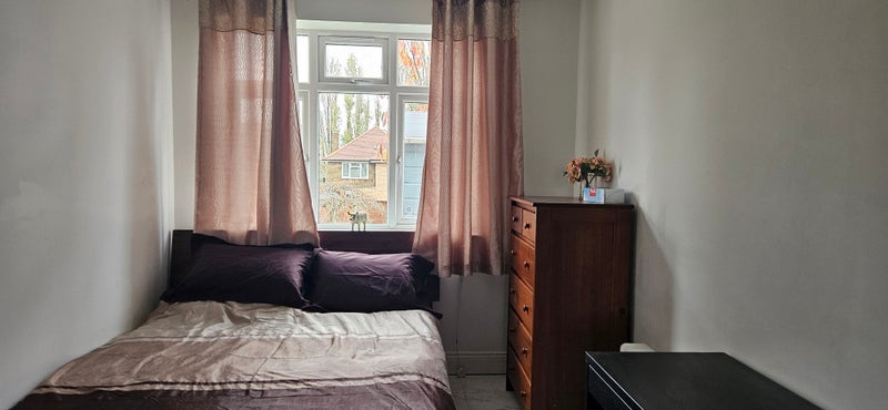 Room The Ridings in Greater London
