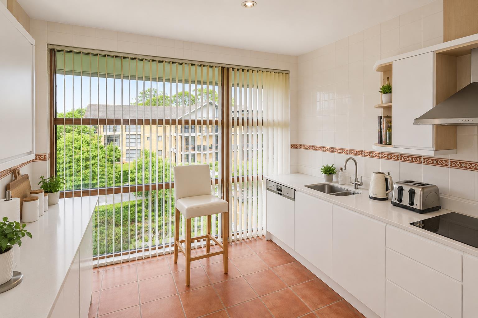 Flat Woodward Place in Milton Keynes