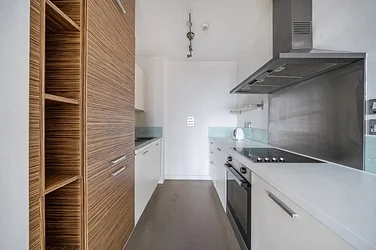 Flat Chevening Road in Greater London