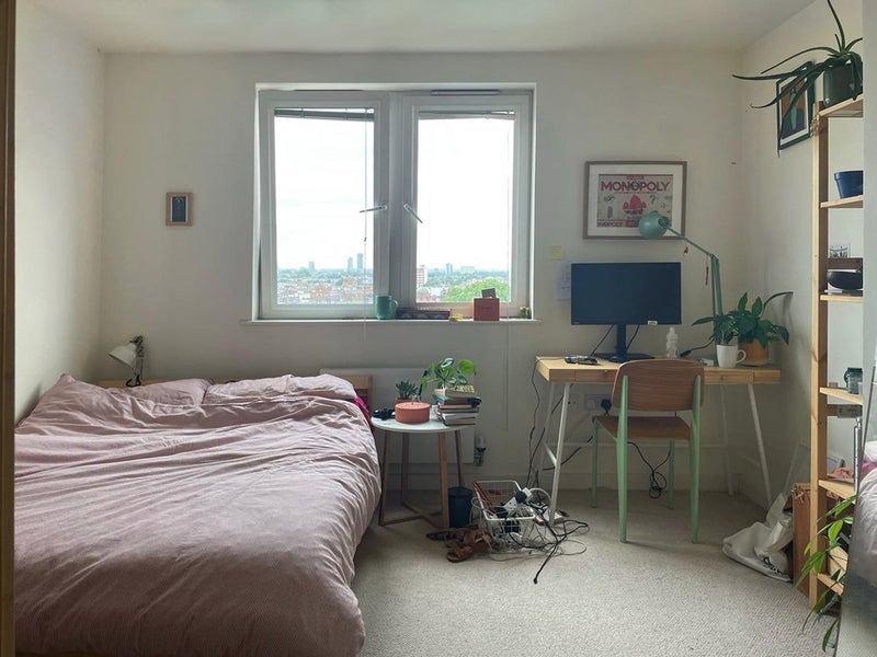Room Ramsgate Street in Greater London