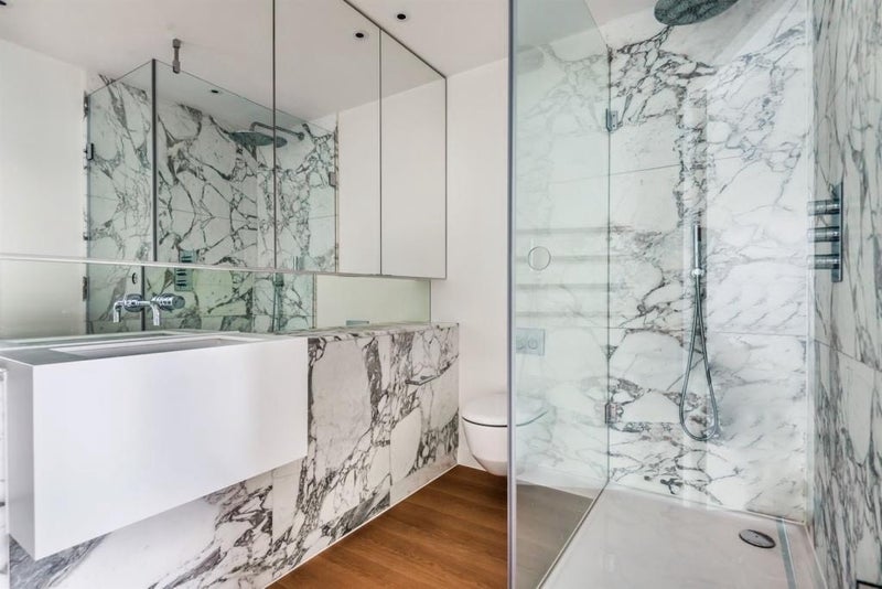 Room Cutter Lane in Greater London