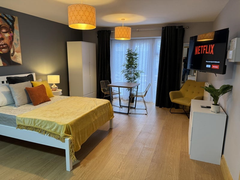 Room Himley Road in Dudley