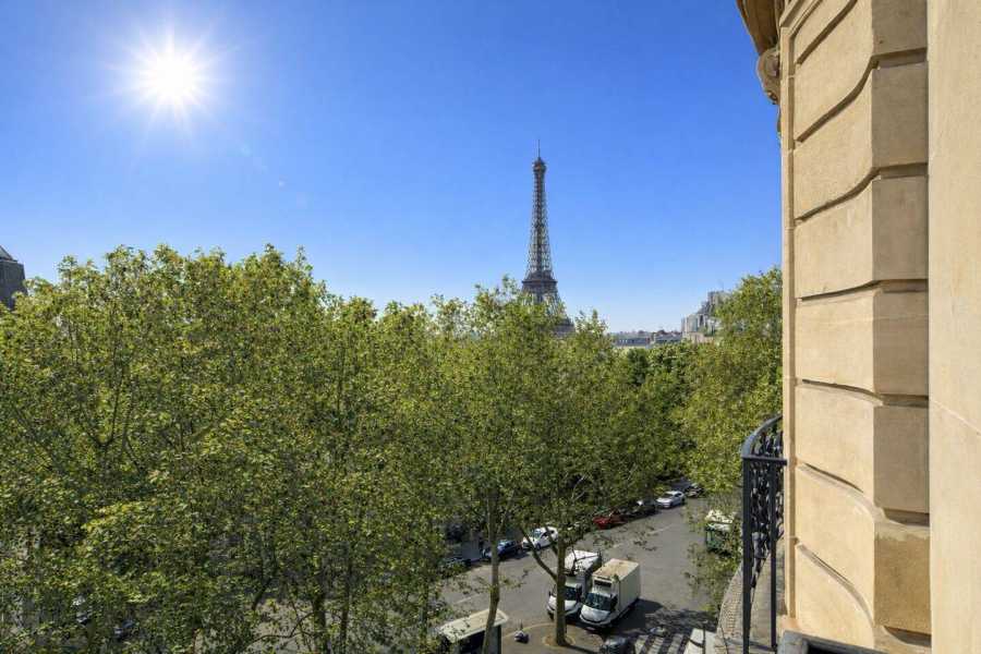 Flat Rue de Chaillot in Paris