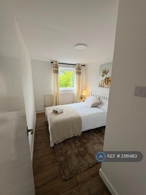 Flat Farr Drive in Coventry