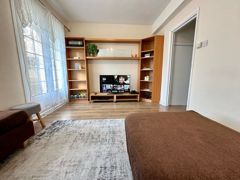 Room Worsopp Drive in Greater London