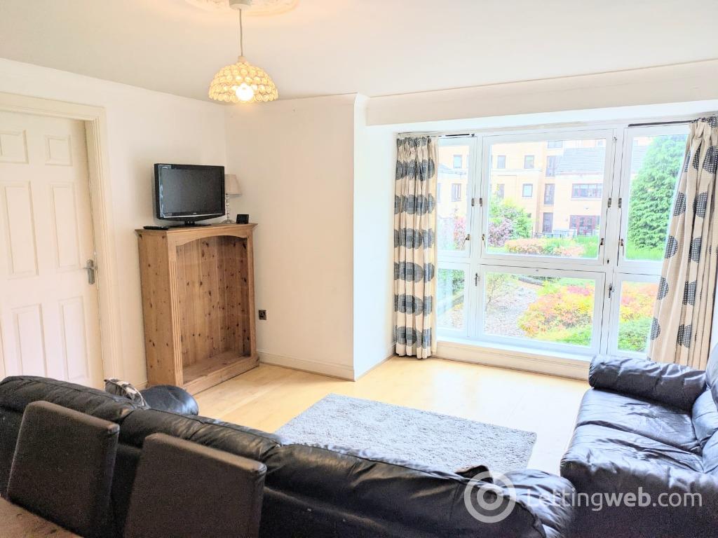 Flat Parsonage Square in Glasgow