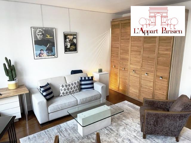 Appartement Rue Lepic à Paris