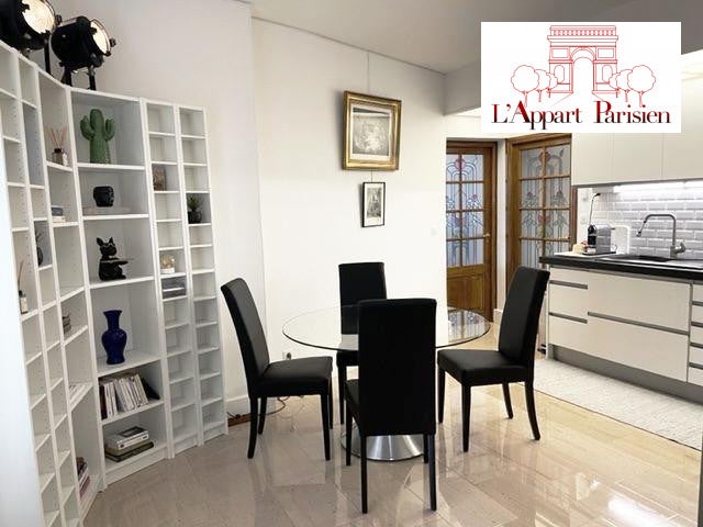 Flat Rue Lepic in Paris