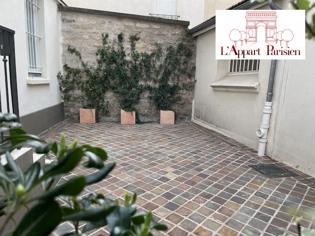 Appartement Rue Lepic à Paris