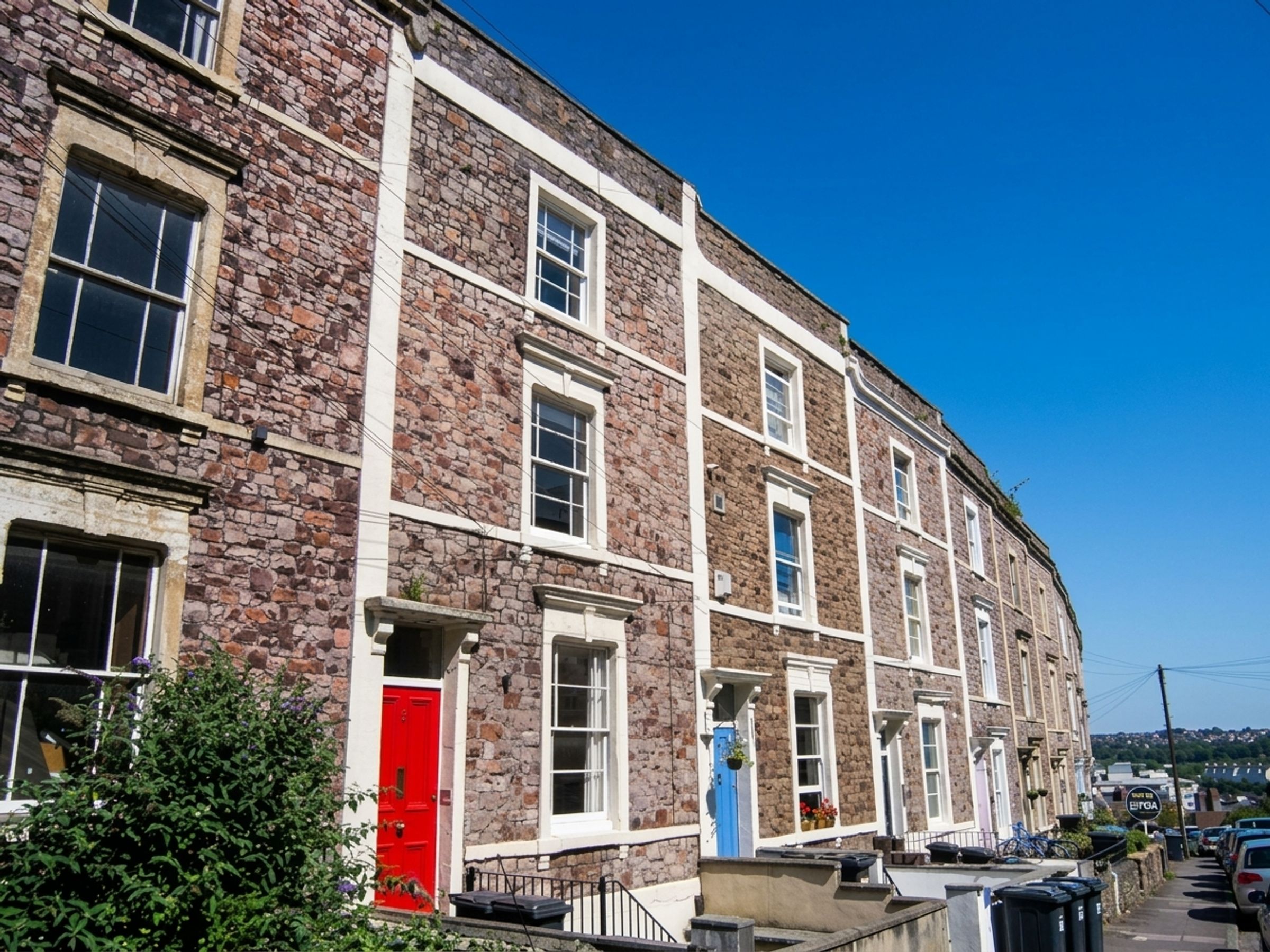 Flat Bellevue Crescent in Bristol
