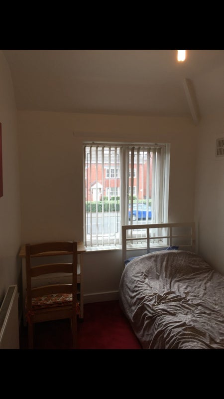 Room Reddicap Heath Road in Birmingham