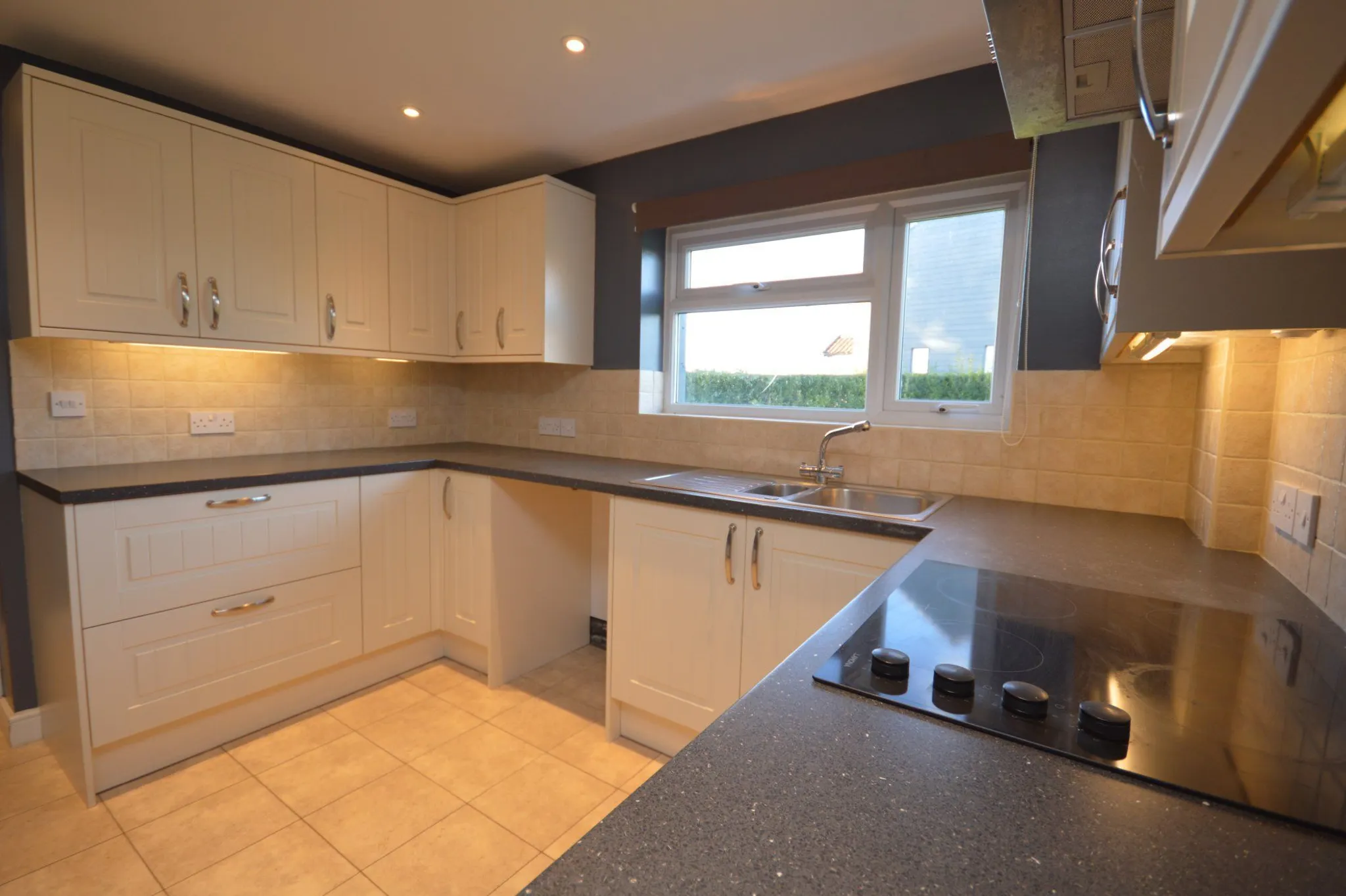 Flat Newton Road in Breckland District
