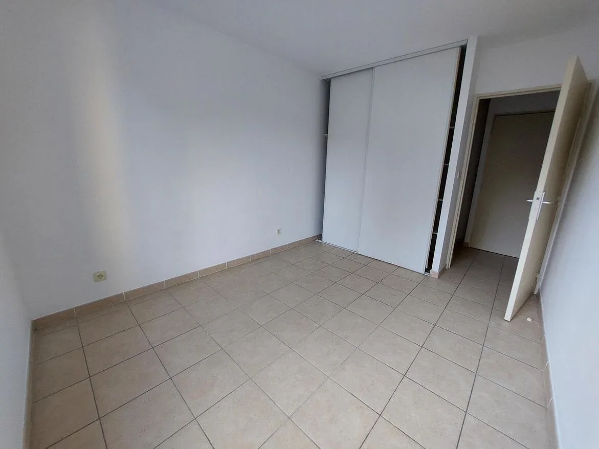 Flat Rue Lucie Aubrac in Avignon