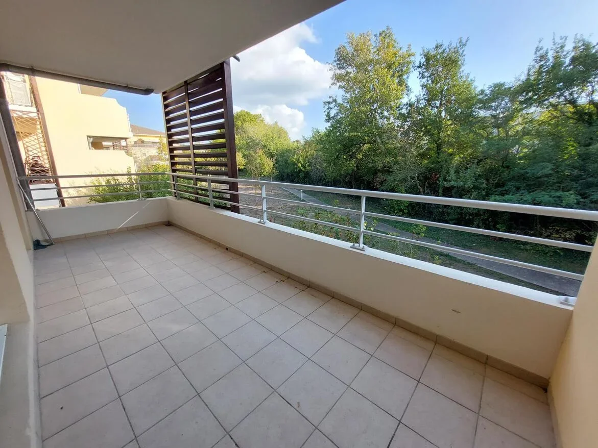 Flat Rue Lucie Aubrac in Avignon