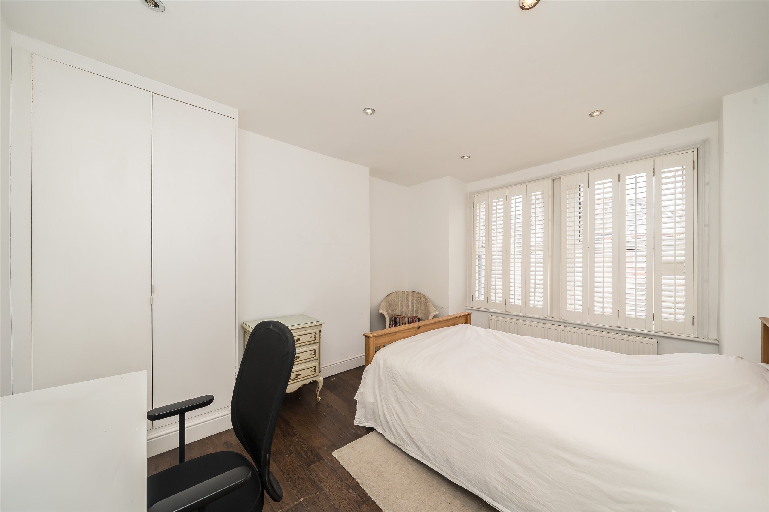 Flat Southcroft Road in Greater London