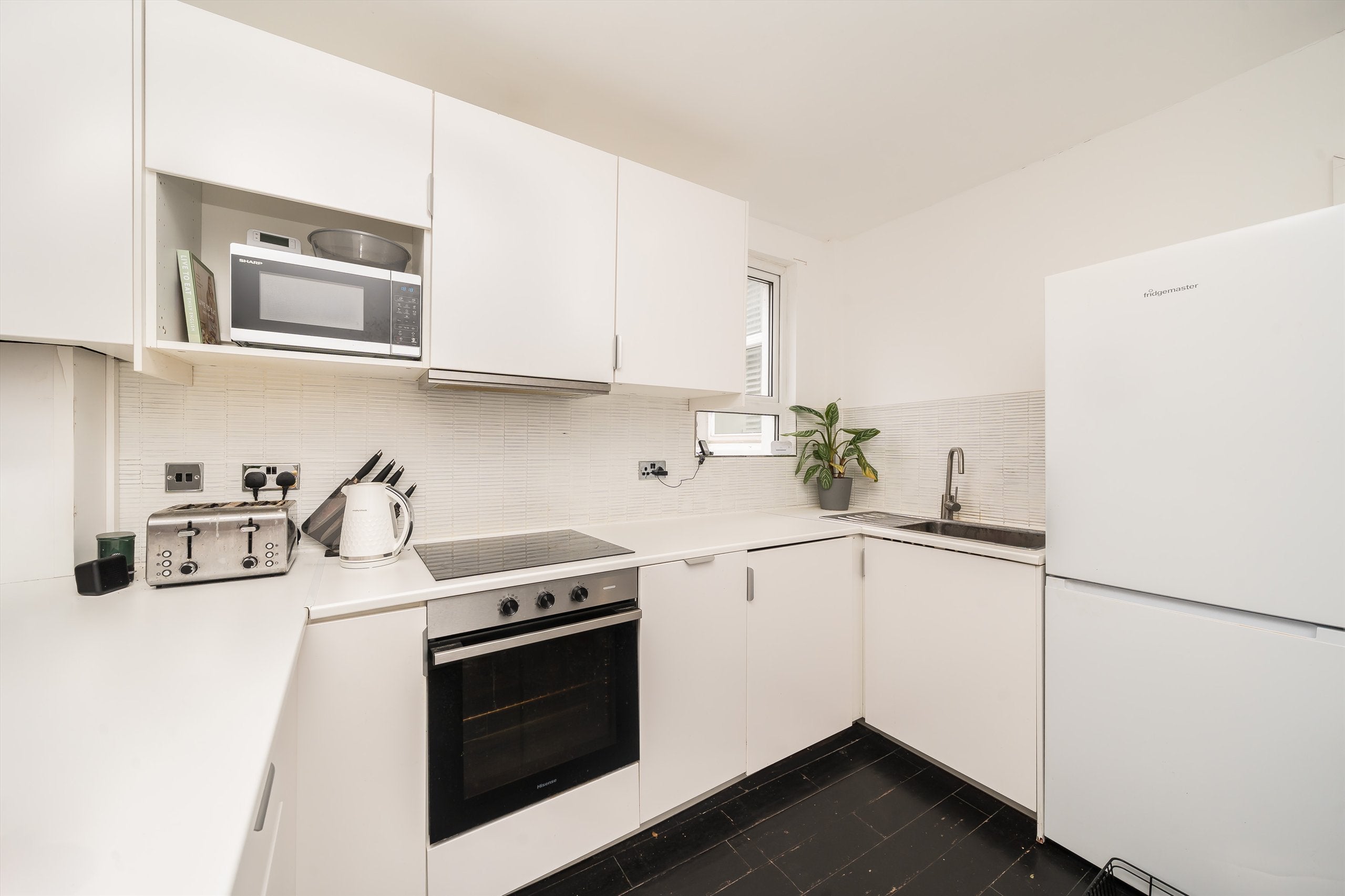 Flat Southcroft Road in Greater London