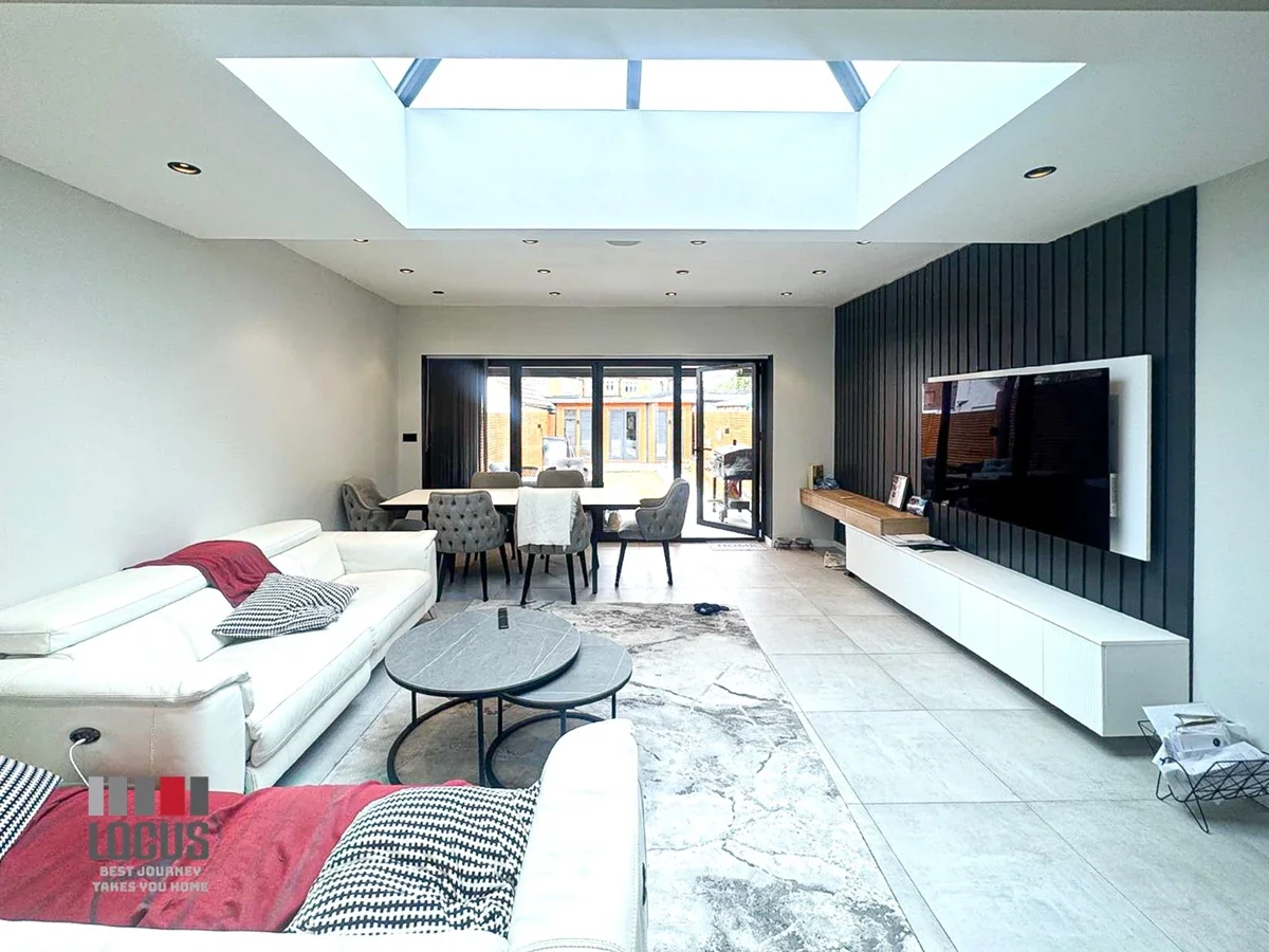 House Seaforth Drive in Waltham Cross
