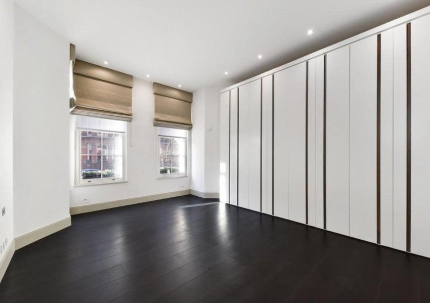 Flat Palace Gate in Greater London